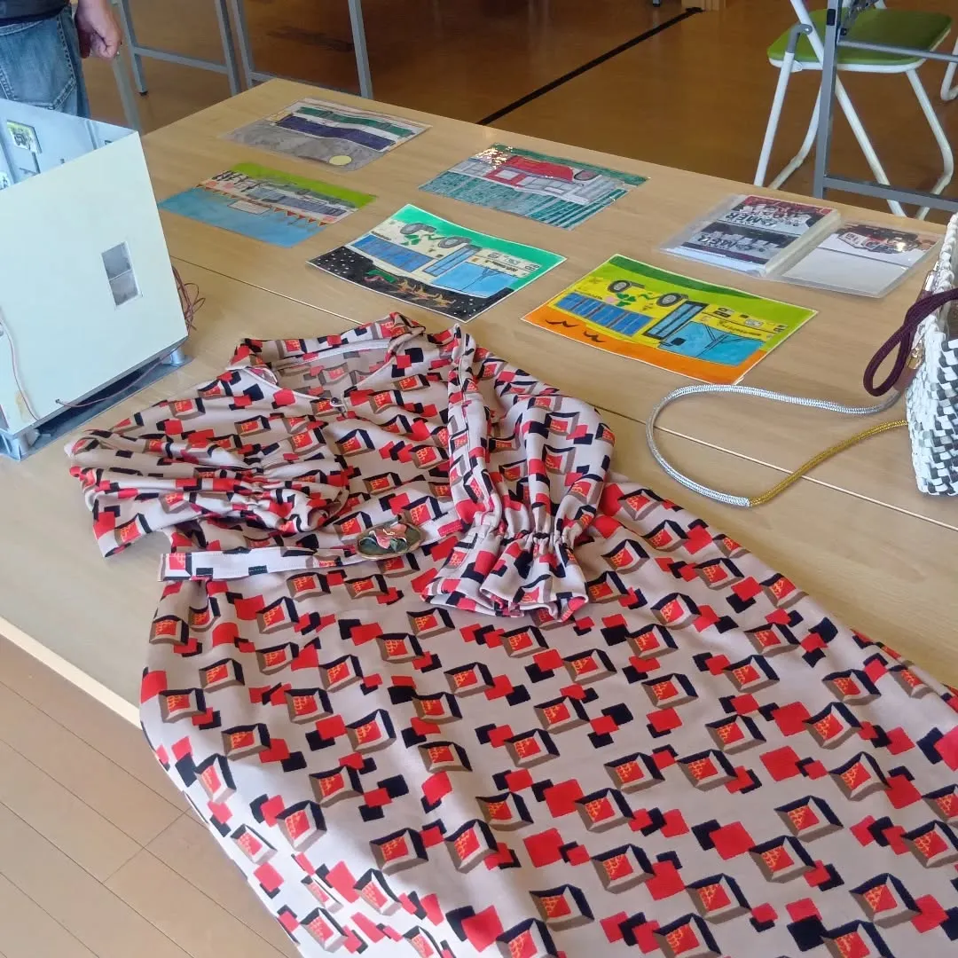 先日はお忙しい中、にじいろプロジェクト作品展に足を運んで頂き...